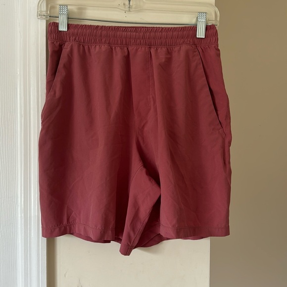 Lululemon men’s shorts - Picture 1 of 7